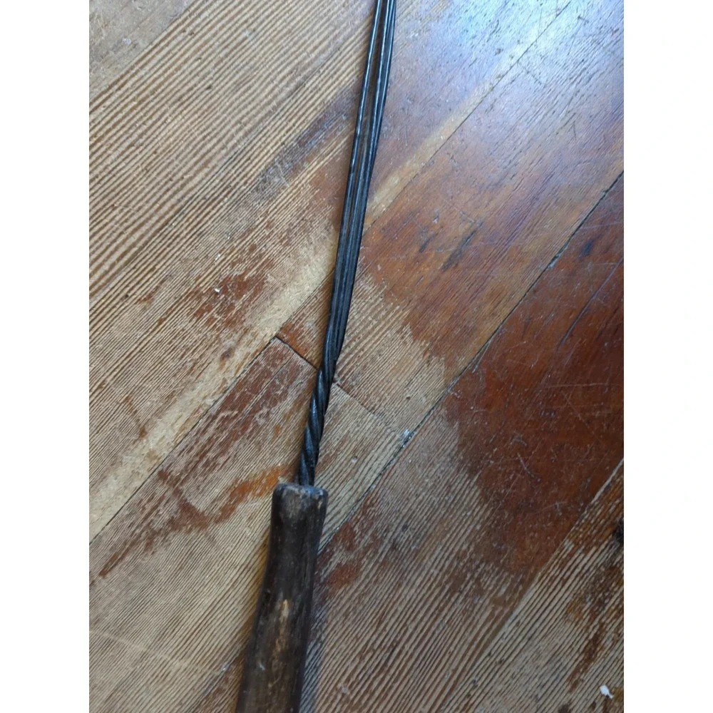 Vintage‎ Large Wire Rug Beater Pillow Fluffer Wooden Handle 37